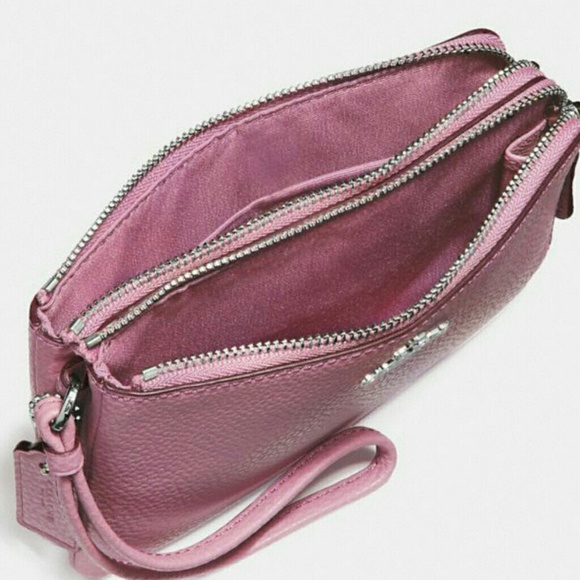 💞COACH DOUBLE ZIP WRISTLET 💞 - Picture 2 of 8